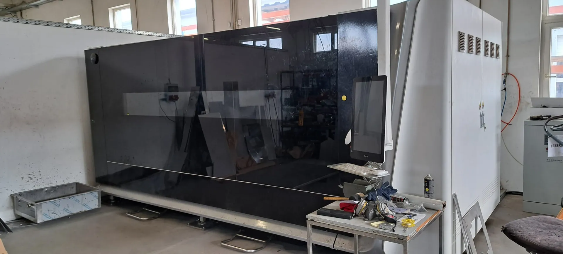 2D-Laserschneidmaschine